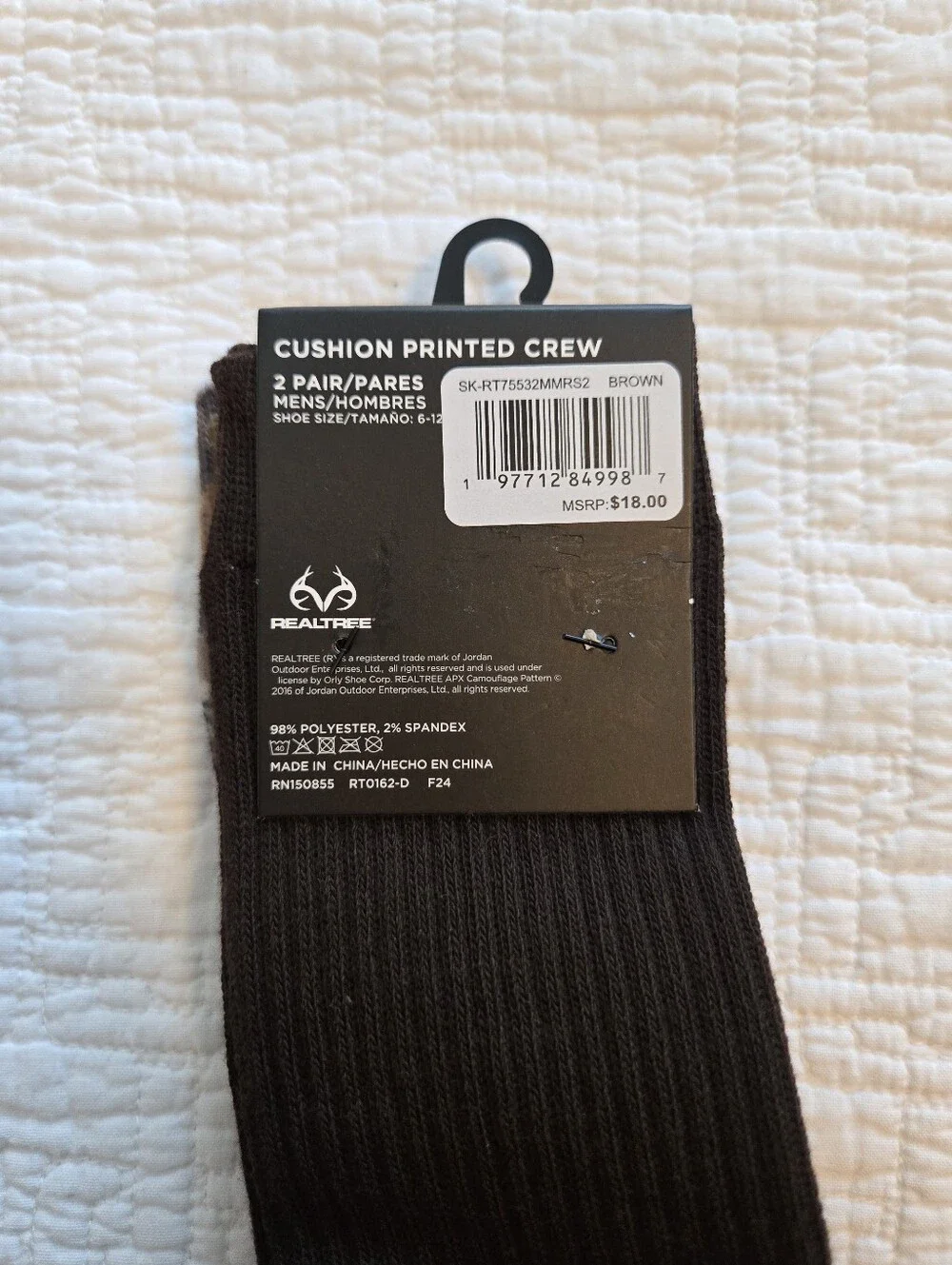 Realtree Classic Camo Cushion Crew Socks in Brown and Black